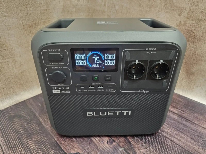 Зарядна станція BLUETTI Elite 200 V2 легке б/в з гарантією — фото 2