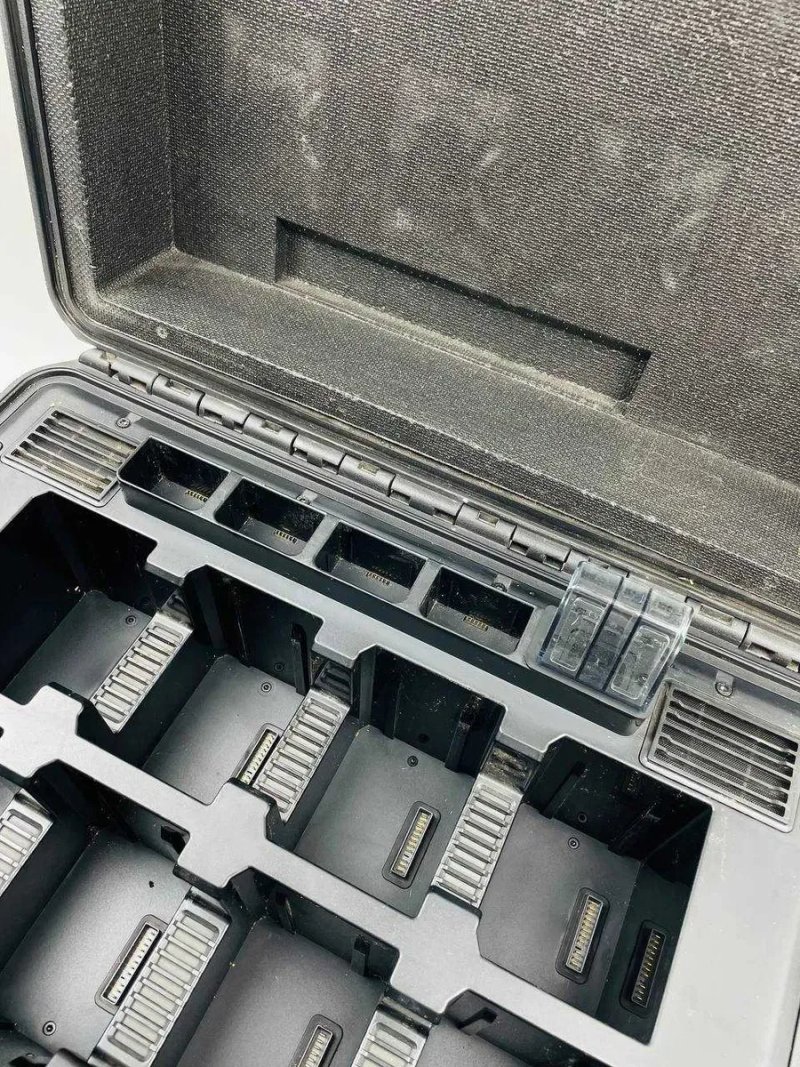 Зарядна станція для батарей DJI BS60, арт: 43904 — фото 4