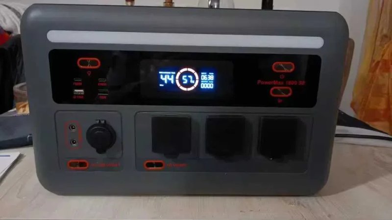 Зарядна станція OSCAL PowerMax 1800SE — 1800 Вт / 1024 Вт·год / LiFePO4 В наявності — фото 3