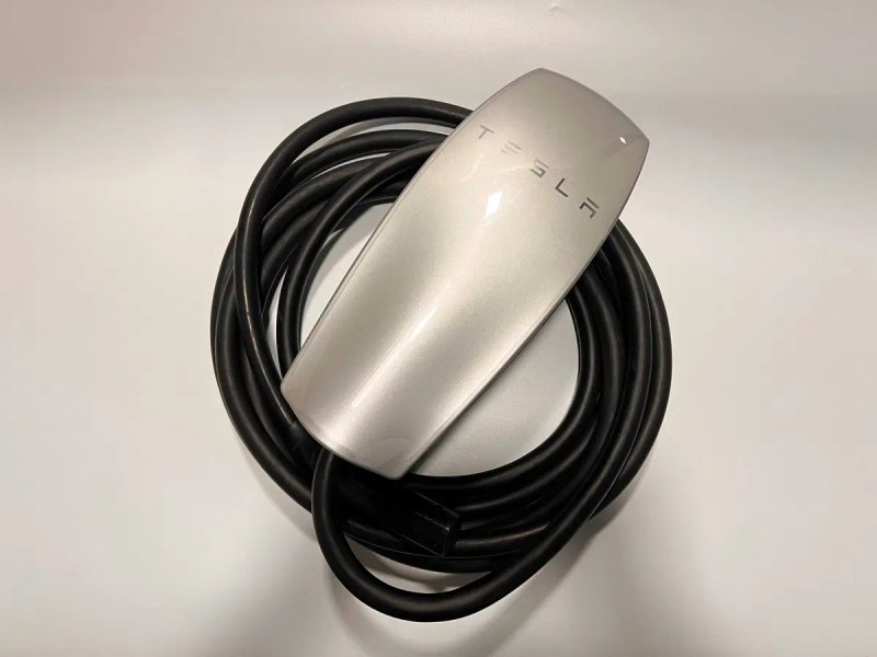 Зарядна станція Tesla Wall Connector Silver Gen2 80A (США) оригінал — фото 5