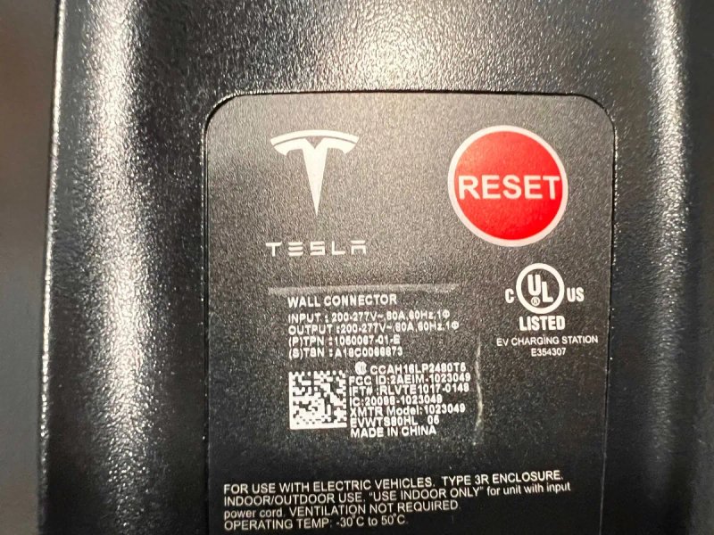Зарядна станція Tesla Wall Connector Silver Gen2 80A (США) оригінал — фото 6