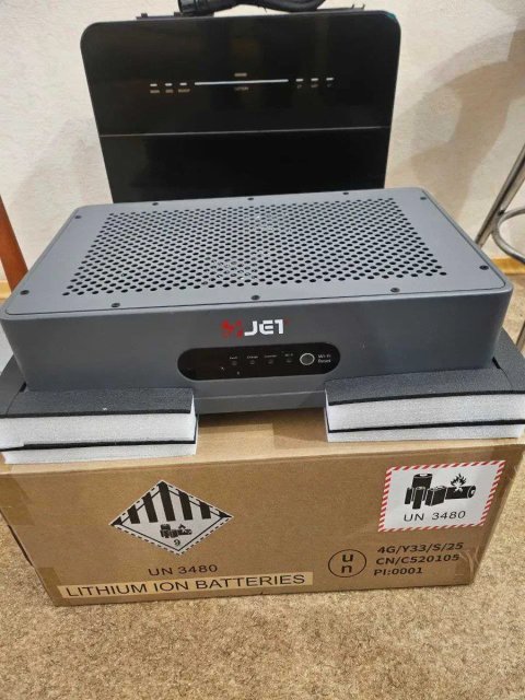 Зарядная станция GreenArk Pro 2400W от JET Energy LiFePO4 2560W*h 5квт 10 квт