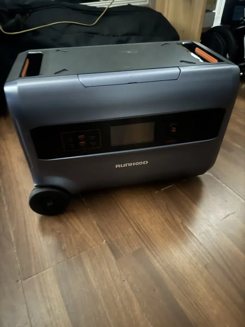 Зарядная станция RUNHOOD F2400,2400 Вт,2400 Втч,LiFePO4,Ecoflow,НОВАЯ — фото 2