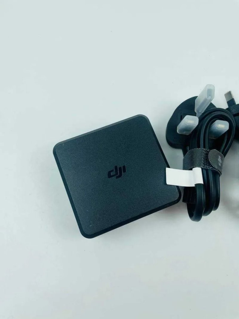 Зарядний пристрій DJI Mavic 3 USB-C Power Adapter 100W + 5 кабелів, арт: 44027 — фото 2