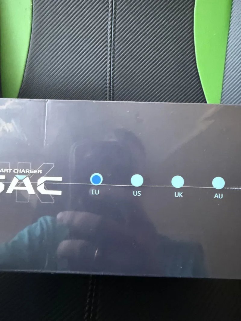 Зарядний пристрій ToolkitRC Q6AC 1000W / 4 канала / блок живлення 400W — фото 5