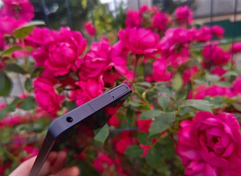 Защищенный флагман смартфон Sharp SH51(2sim,IP68,6.6"240Гц,Snap8Gen2,5000мa) — фото 2