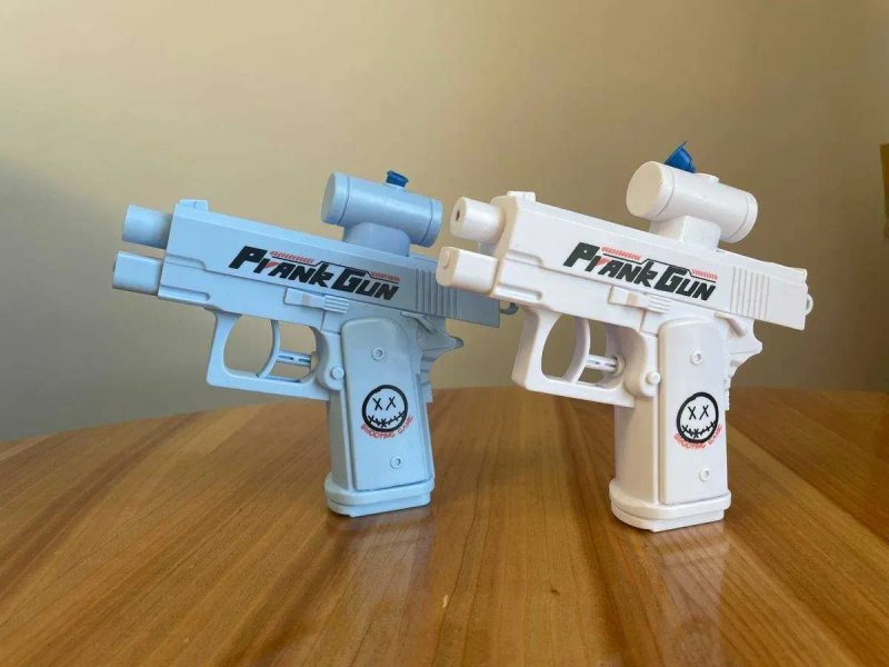 Жартівливий водяний пістолет двосторонній бластер Prank Gun для розіграшів — фото 2