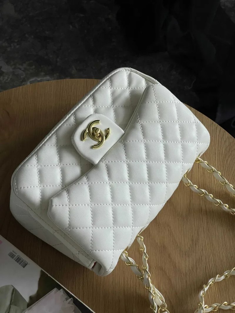 Женская сумка Chanel классическая через плече черная Шанель — фото 4