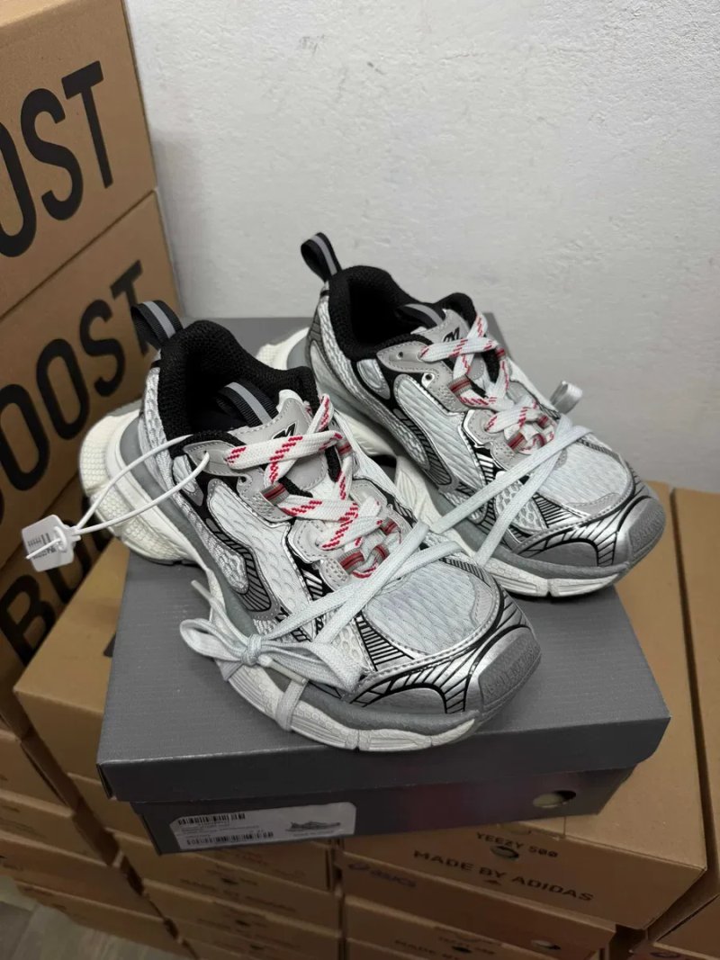 Женские кроссовки Balenciaga 3XL grey silver / Баленсиага 3ХЛ серые 36 37 38 39 40 — фото 2