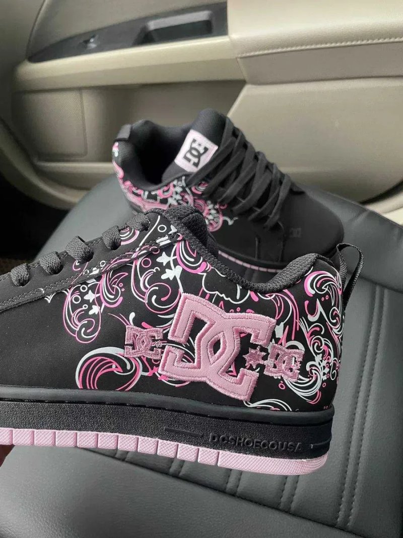 Женские кроссовки DC Shoes Court Graffik "Black/Pink" Размеры 36-41 — фото 3