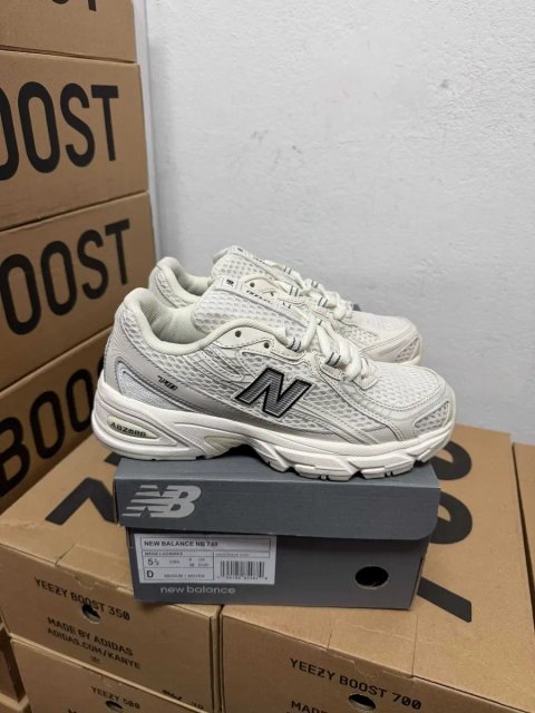 Женские кроссовки New balance 740 Beige / Нью Беленс 740 бежевые 36 37 38 39 40