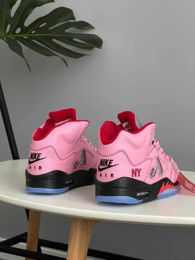 Женские кроссовки Nike Air Jordan 5 Retro Awake NY Arctic Pink. 36-41 — фото 4