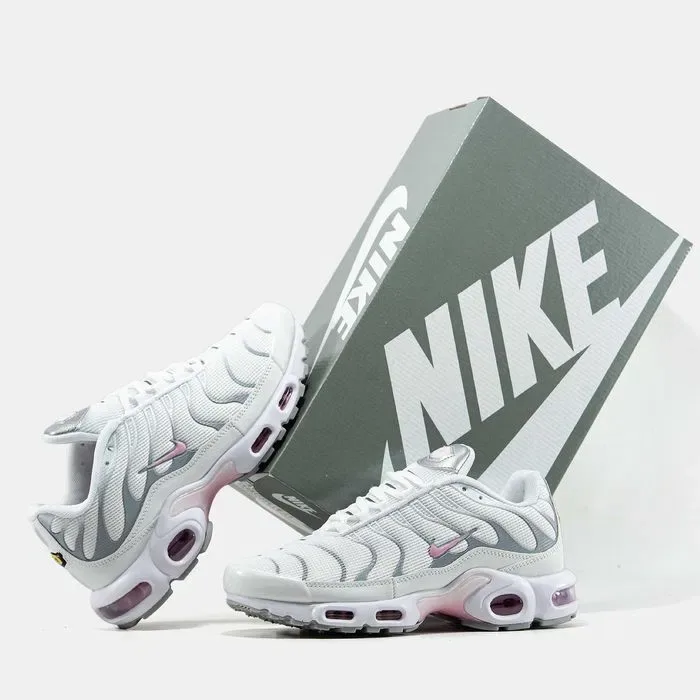 Женские кроссовки Nike Air Max Tn Plus "White-Silver-Pink" 36-40 — фото 2