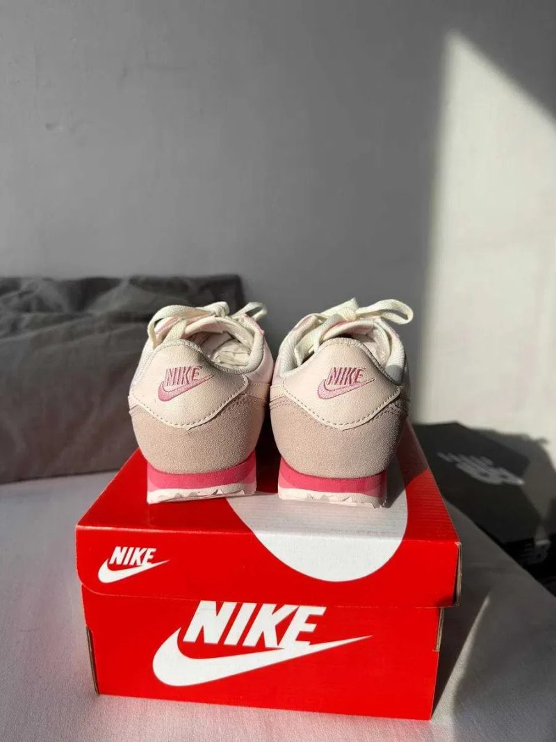Женские кроссовки Nike Cortez Light Soft Pink / Найк Кортез розовые 36 37 38 39 40 — фото 5