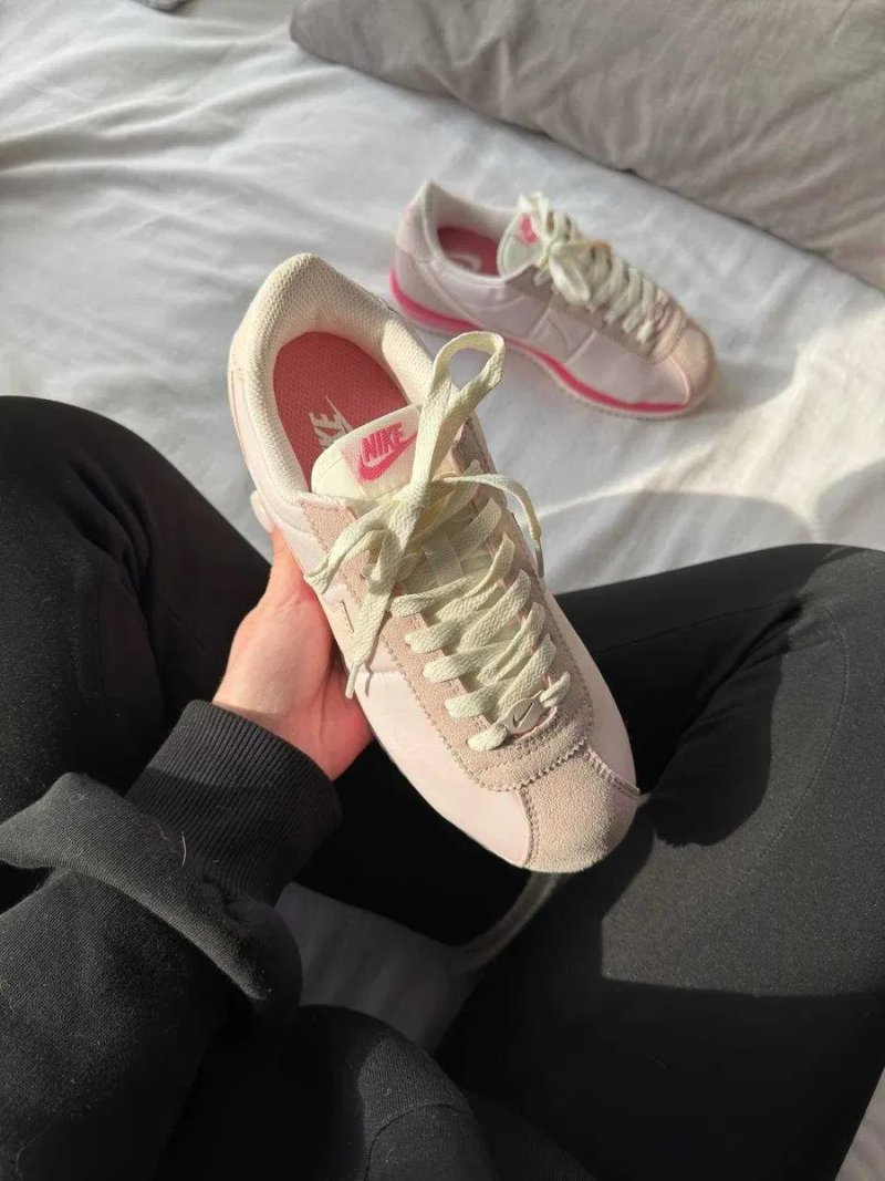 Женские кроссовки Nike Cortez Light Soft Pink / Найк Кортез розовые 36 37 38 39 40 — фото 6