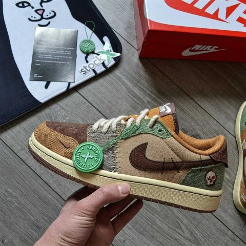Женские кроссовки Nike Jordan 1 Retro Low OG Zion Williamson 'Voodoo'