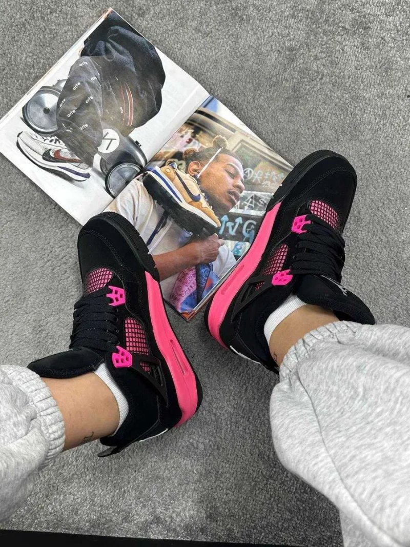 Женские кроссовки Nike Jordan 4 "Black Pink" Размеры 36-41 — фото 3