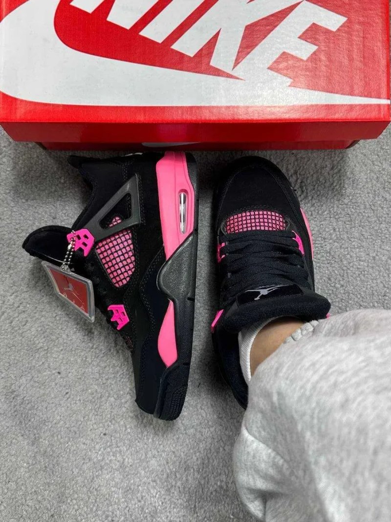 Женские кроссовки Nike Jordan 4 "Black Pink" Размеры 36-41 — фото 4