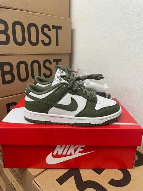 Женские кроссовки Nike SB dunk olive / Найк СБ данки зеленые 37 38 39