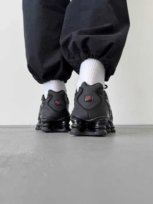 Женские кроссовки Nike Shox TL Black Premium. 36-40 — фото 7