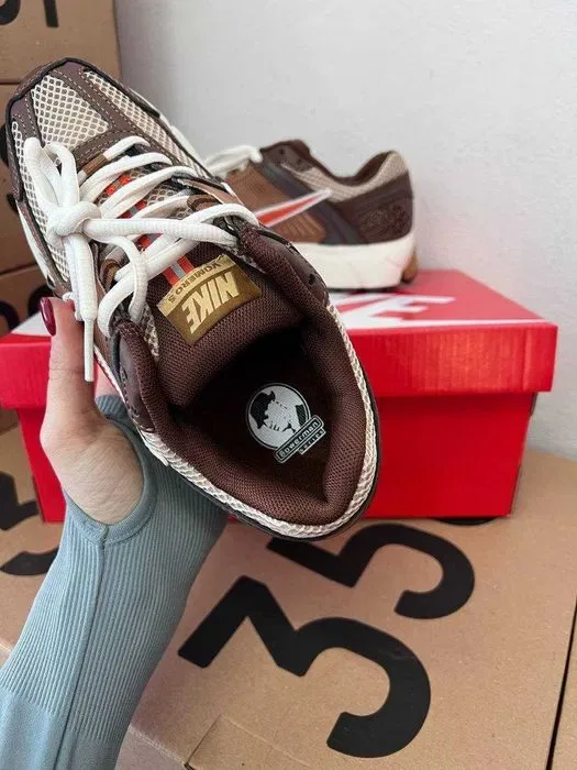 Женские кроссовки Nike Vomero 5 brown / Найк Вомеро 36 37 38 39 40 — фото 5