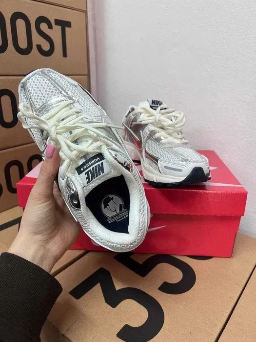 Женские кроссовки Nike Vomero 5 / Найк Вомеро серые 36 37 38 39 40 — фото 7