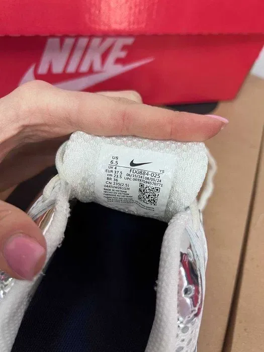 Женские кроссовки Nike Vomero 5 / Найк Вомеро серые 36 37 38 39 40 — фото 8