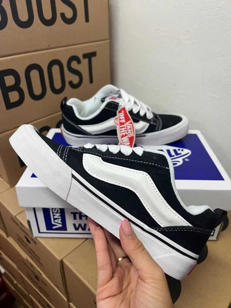 Женские кроссовки Vans KNU School Premium. Размеры 36-41 — фото 2
