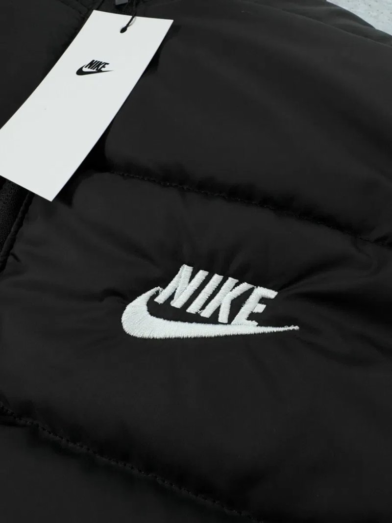 Жіноча чорна жилетка Nike демісезонна (жилет Найк унісекс) — фото 7