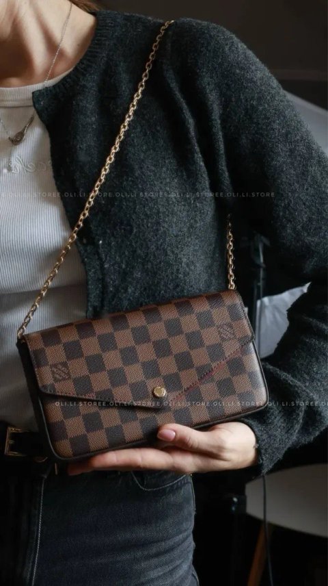 Жіноча скмка Louis Vuitton