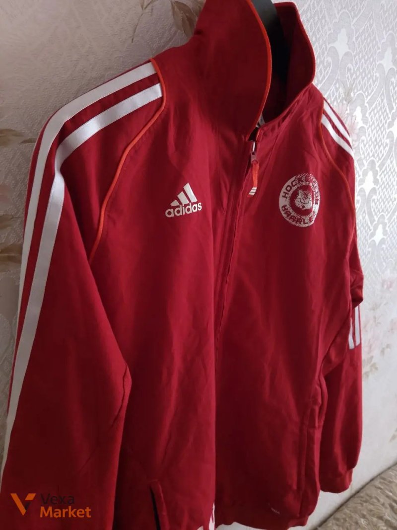 Жіноча спортивна вітрівка Adidas р. 48 Л — фото 2
