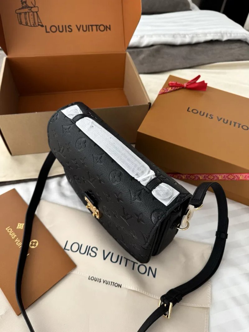 Жіноча сумка чорна Louis Vuitton Pochette metis black сумочка женская натуральная кожа кожаная луи витон шкіряна натуральна шкіра тренд — фото 5
