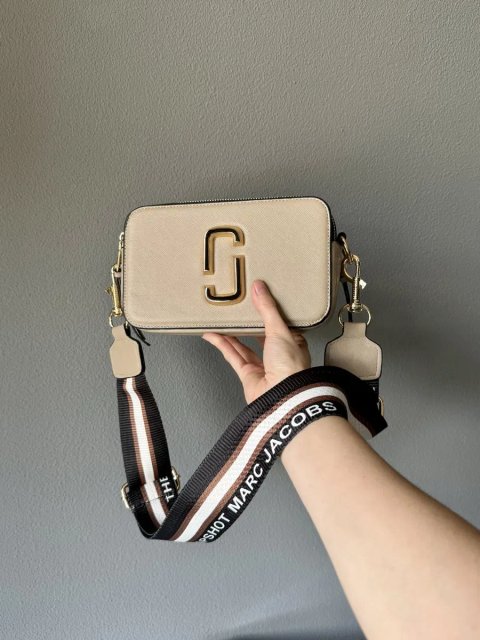 Жіноча сумка Marc Jacobs через плече женская сумка кроссбоди Люкс беж