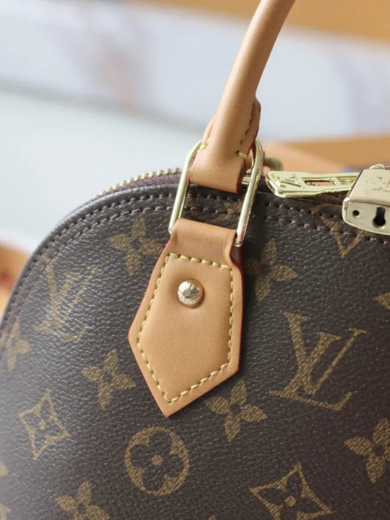 Жіноча сумка з натуральної шкіри Louis Vuitton — фото 6