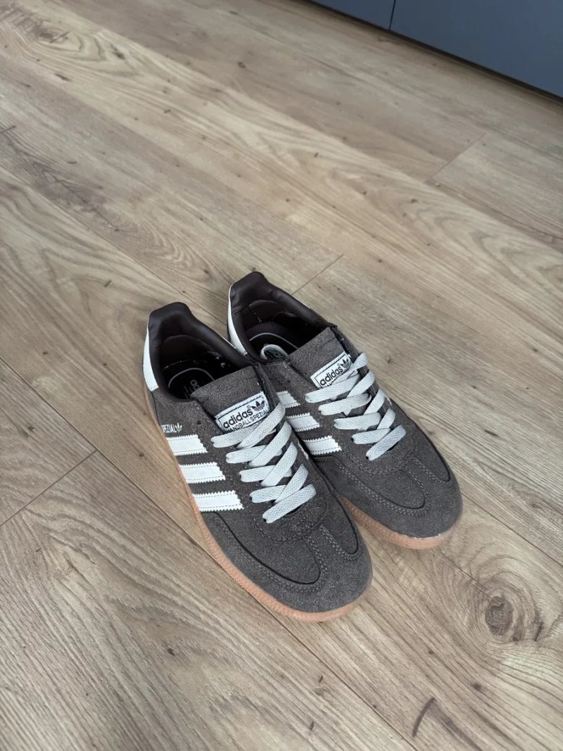 Жіночі кеди шкіряні низькі Adidas Handball Spezial W IF6490 — фото 3