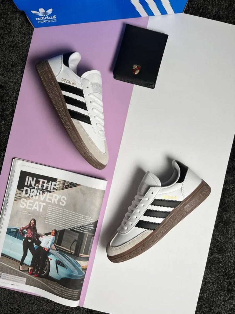 Жіночі кросівки адідас Adidas Handball Spezial White Black [36-41] — фото 8