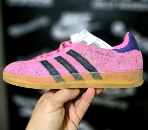 Жіночі кросівки Adidas GAZELLE INDOOR W(Оригінал)38-24,5см