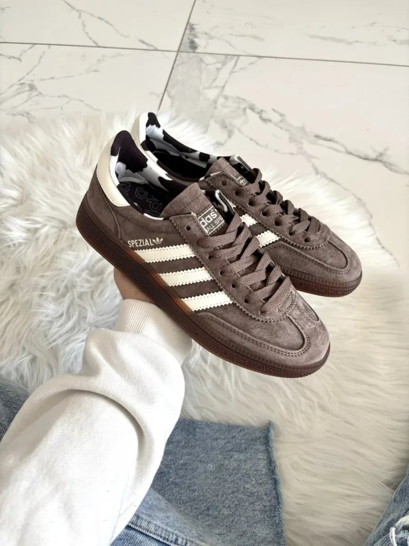 Жіночі кросівки Adidas Handball Spezial — фото 3