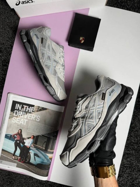 Жіночі кросівки асікс ASICS Gel-NYC W GTX Light Grey Metallic [36-41]