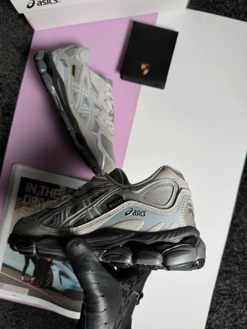 Жіночі кросівки асікс ASICS Gel-NYC W GTX Light Grey Metallic [36-41] — фото 4