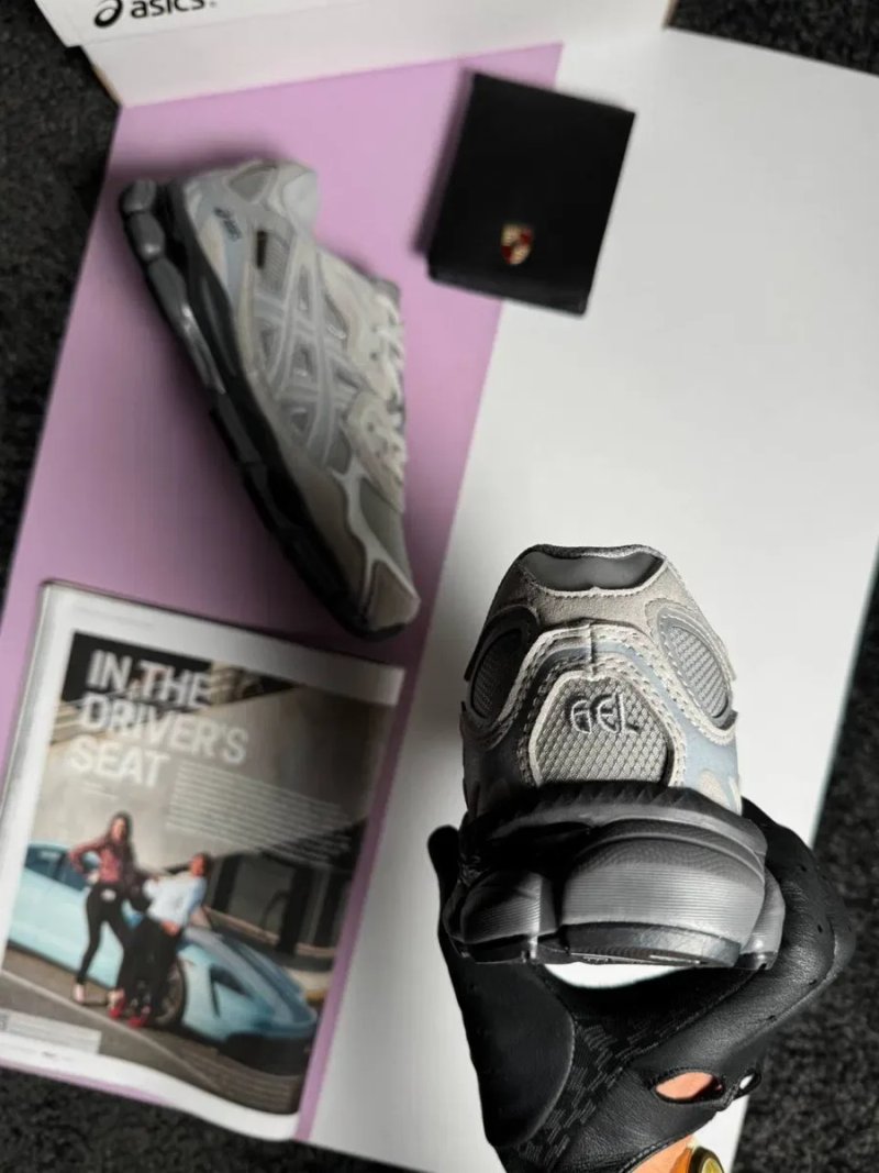 Жіночі кросівки асікс ASICS Gel-NYC W GTX Light Grey Metallic [36-41] — фото 5