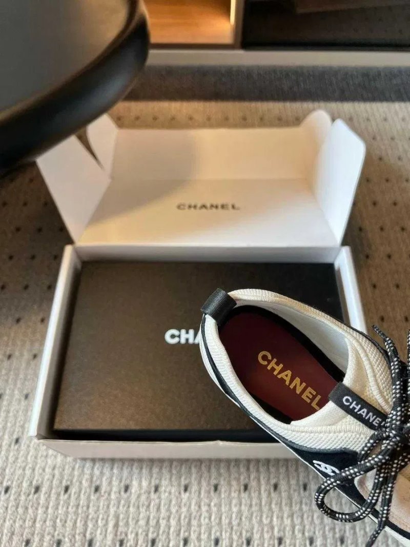 Жіночі кросівки Chanel 26SS чорно-білі шкіряні в стилі ретро натуральна шкіра 39 р — фото 7