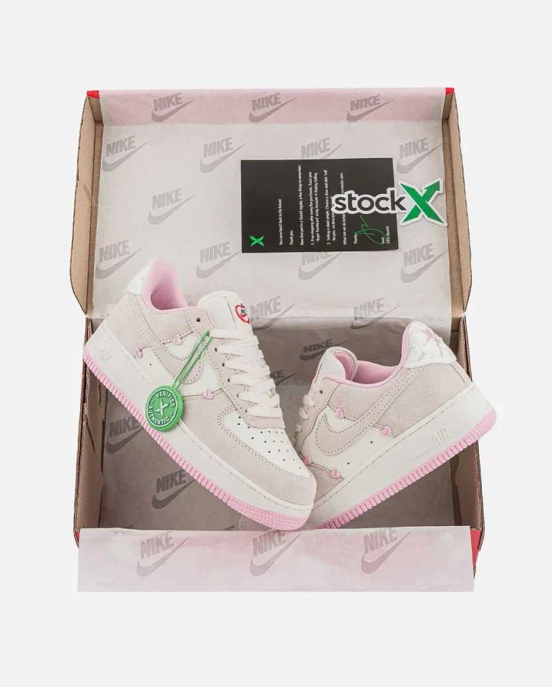 Жіночі кросівки Nike Air Force 1 Low "Valentine's Day" Розміри 36-41 — фото 2