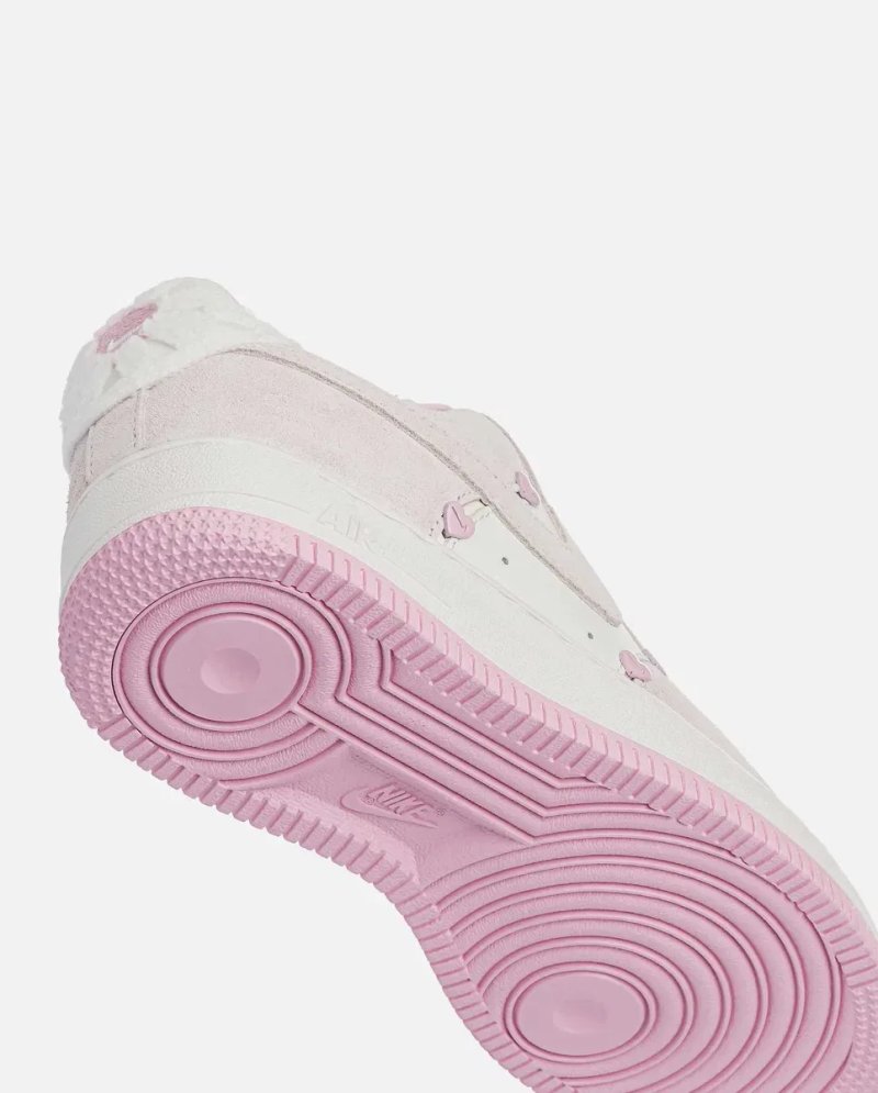 Жіночі кросівки Nike Air Force 1 Low "Valentine's Day" Розміри 36-41 — фото 4