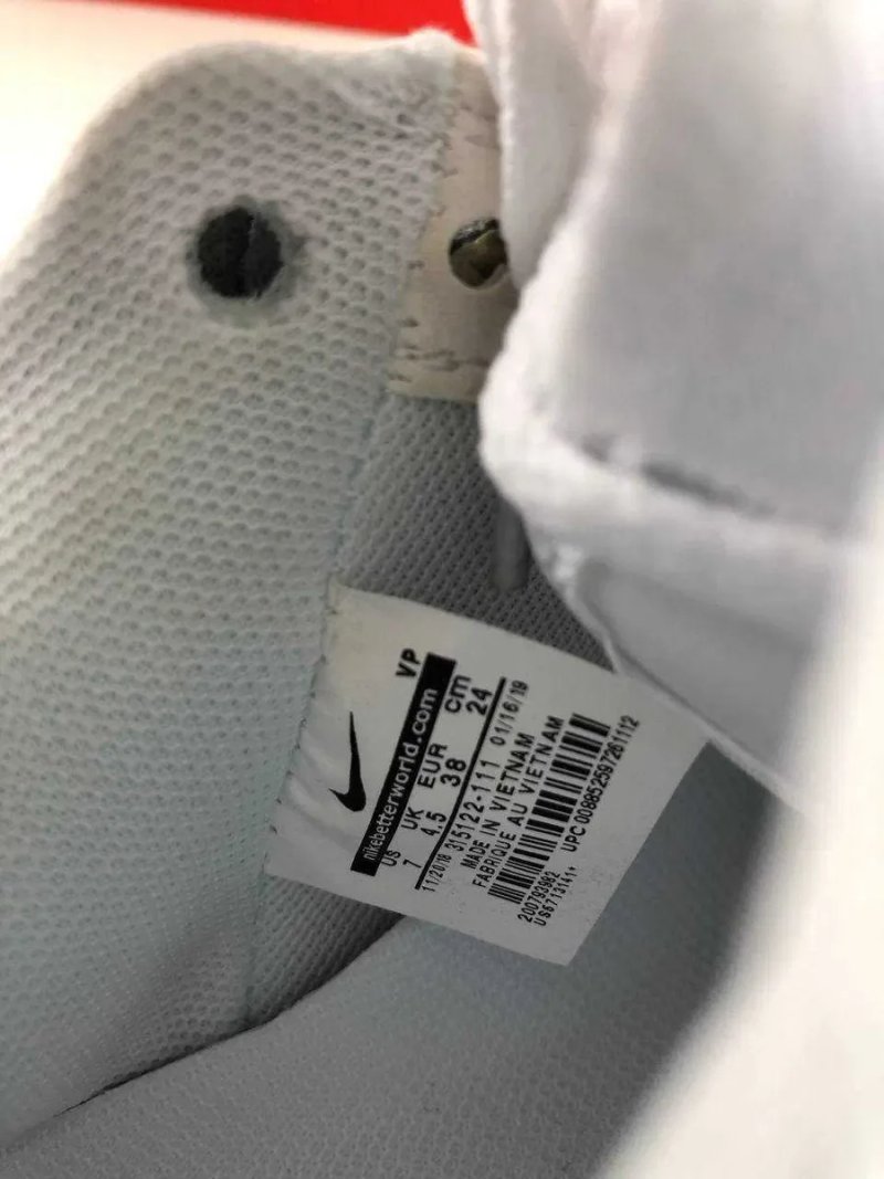 Жіночі кросівки Nike Air Force 1 Low "White Classic" Розміри 36-40 — фото 2