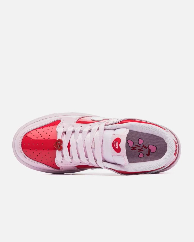 Жіночі кросівки Nike Dunk Low "Valentine's Day" Розміри 36-40 — фото 3
