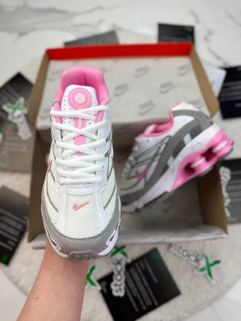 Жіночі кросівки Nike Shox Ride 2 Supreme "White/Pink" Розміри 36-41 — фото 4