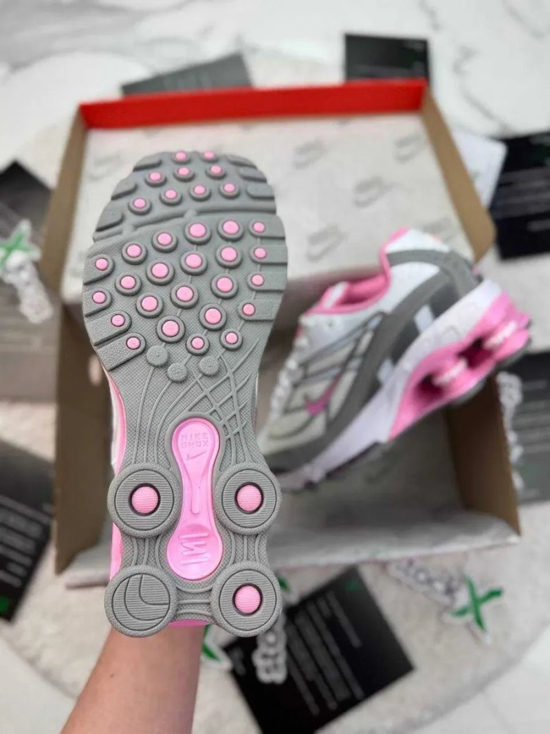 Жіночі кросівки Nike Shox Ride 2 Supreme "White/Pink" Розміри 36-41 — фото 6