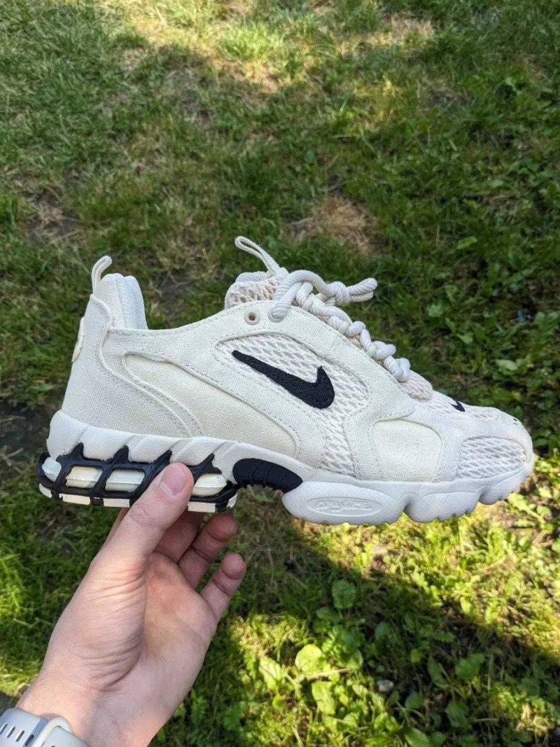 Жіночі кросівки Nike X Stussy Air Zoom Spiridon Cage 2 "Fossil Stone" Розміри 36-40 — фото 3