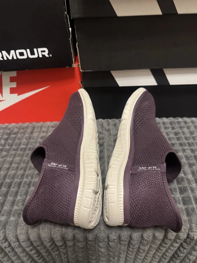 Жіночі кросівки Skechers Slip-ins 37,5(24см) оригінал — фото 5